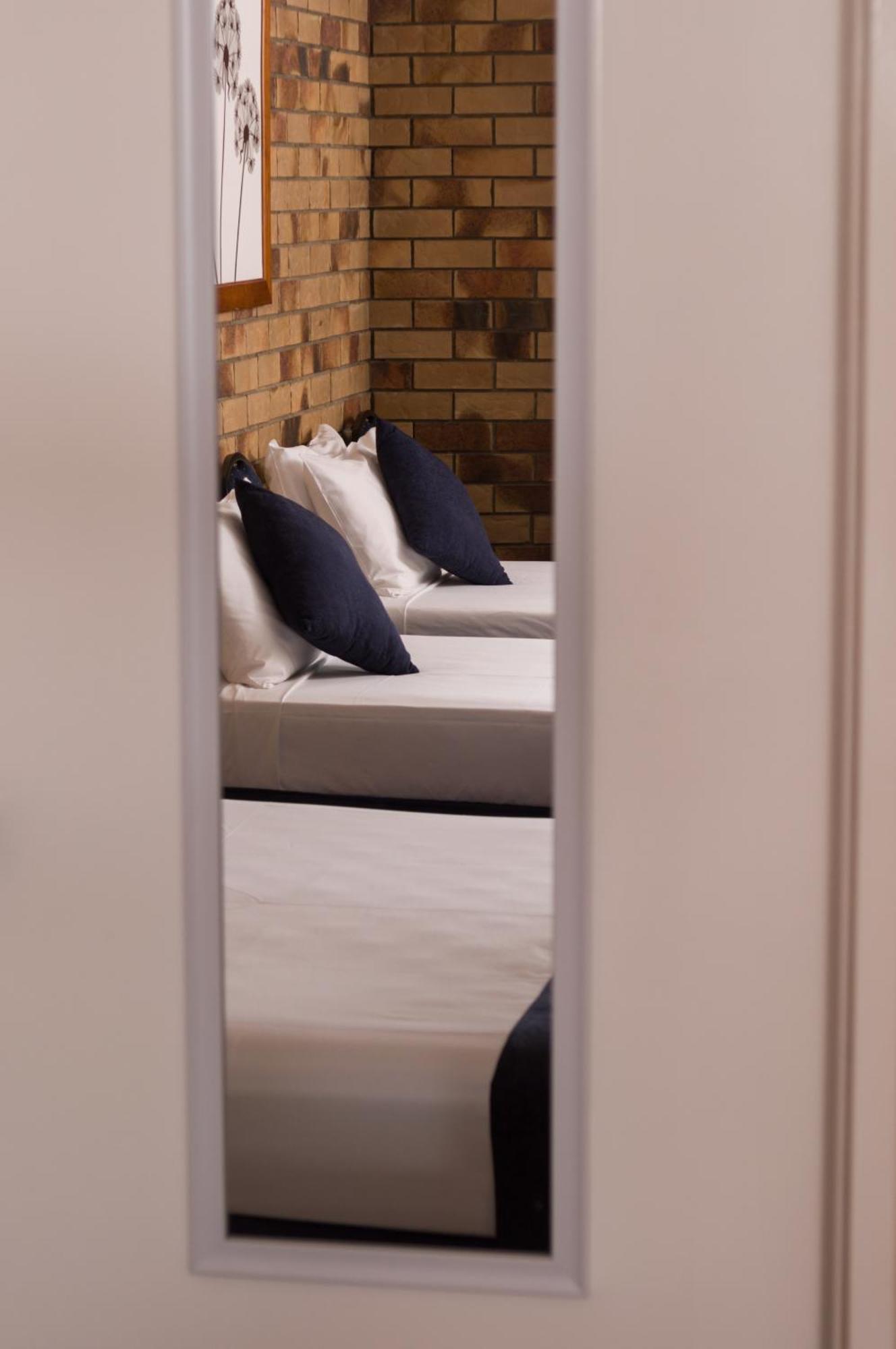 Lancaster Court Motel Brisbane Bilik gambar